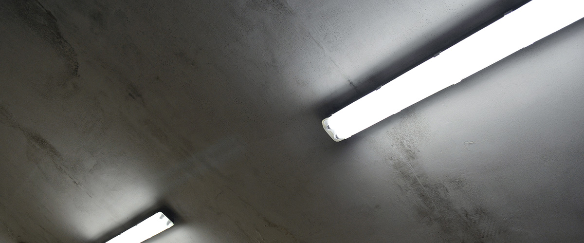 LED-Lichtleisten in der Garage