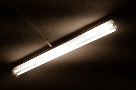 Leuchtstoffröhren-TL-Armaturen Leuchtstoffröhren-TL-Armaturen